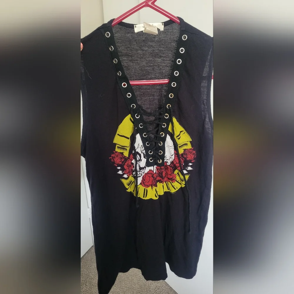 Tank top - Picture 1 of 2